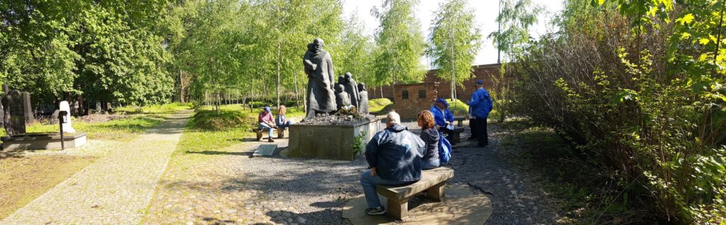 Image of Warsaw Cemetery